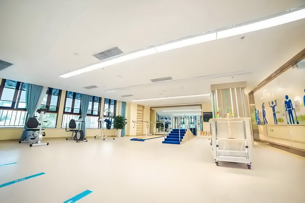 深圳高技术人才落户_台湾前行政高官林益世贪腐获刑月底将入监 高官林益世消息中说